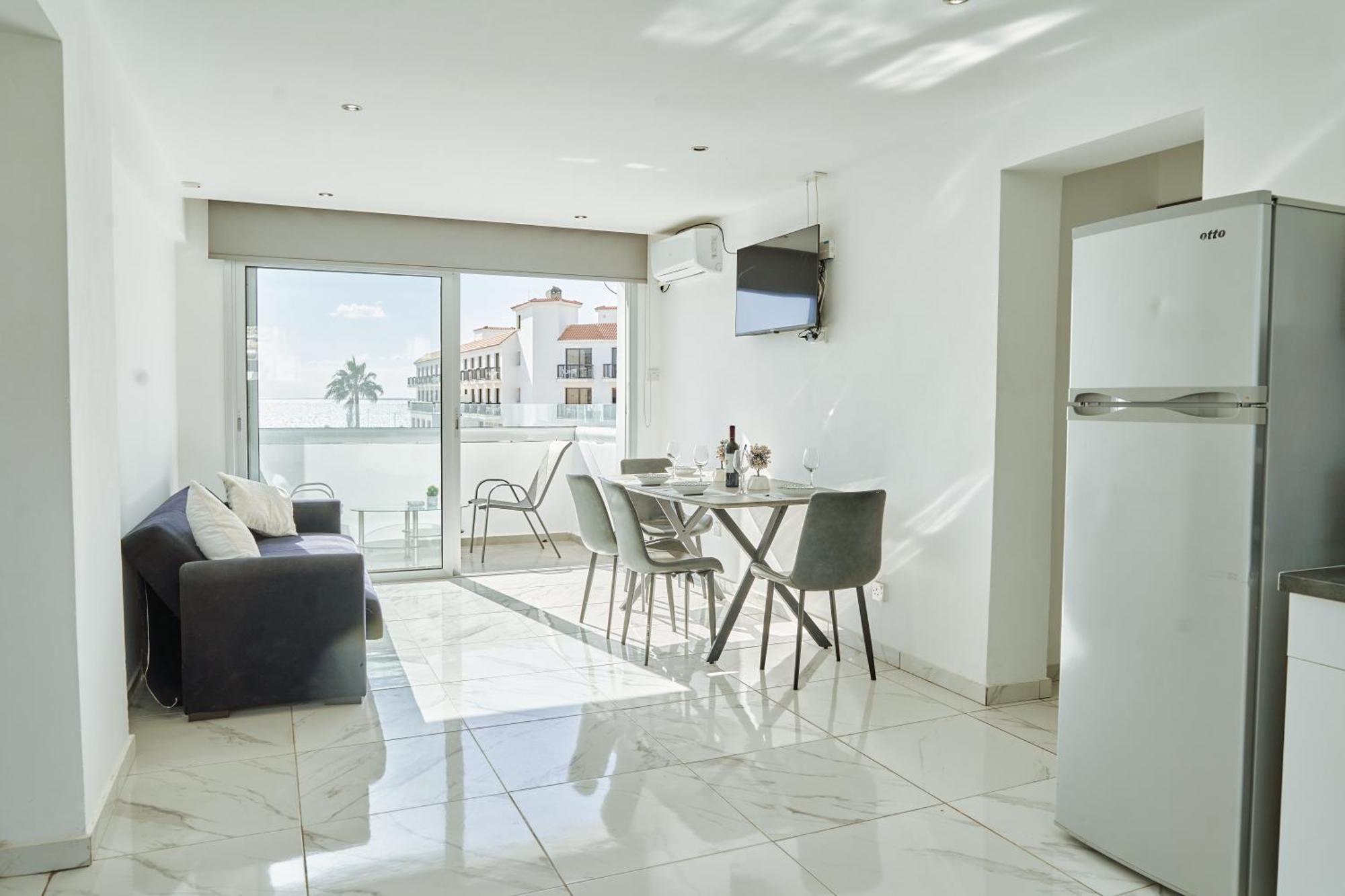 Nissi Avenue Suites Ayia Napa Luaran gambar